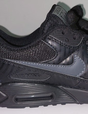 Chaussures Sneakers Basket pour Homme Nike Air Max Noir  Taille 40