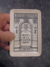 Ancien Cendrier Plastique "Sonia Bordeaux Cauderan" HOTEL DE LA CLOCHE DIJON 