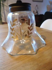 tulipe ancienne pour lampe a pétrole ou autre a décor émaillé