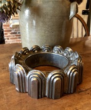 ART DECO RARE GRAND Tin Ring Gelée Moule fantastique Design Qualité Lourde