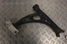 Bras triangle inférieur avant droit Fonte Seat Altea de 2004 à 2009 1K0407153G