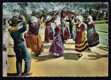 15 - Carte postale - La Bourrée d'Aurillac - La Danse du foulard -  10,5 x 15 cm