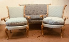 salon louis XV bois doré à décor d'épis de blé finement sculptée .XX siècle.