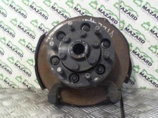 Moyeu avant droit MITSUBISHI PICK UP L200 DOUBLE CABINE 1996 Réf :/R:8277641