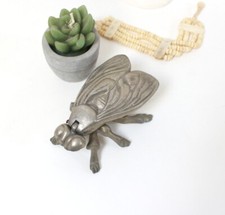 Boîte ou cendrier Mouche