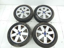 LOT 4 JANTES ALU + PNEUS FORD FIESTA 5 PHASE 1 1.3i - 8V /R:53875586