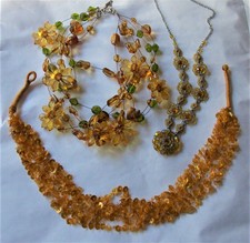 COLLIERS FANTAISIE  FABRICATION ARTISANALE lot de 3  AUTOMNE    *