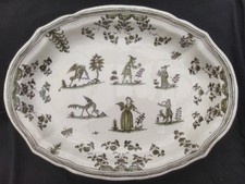 Grand plat ovale creux en faience de Moustiers XVIIIème siècle