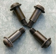 Lot de 4 vis pour couvercle / chapeau carburateur KEIHIN CVK