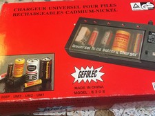 chargeur piles rechargeables Gefolec 4 Piles LR 14 0ffertes