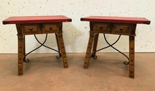 paire de  tables basses en bois naturel  dessus en simili cuir rouge XX siècle
