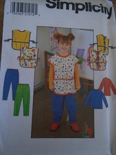 8233 PATRON SIMPLICITY MON PREMIER TABLIER D'ECOLIER SWEAT PANTALON 2 AU 6 ANS 
