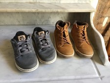 DEUX PAIRES CHAUSSURES ENFANT 33 CRUSH 500 ET MONTANTES 