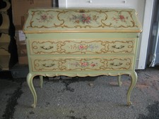 ANCIENNE COMMODE SECRETAIRE DE STYLE VENITIEN EN BOIS LAQUÉ PEINT MOTIF FLORAL