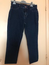 jean femme taille 42 - neuf sans étiquette - Yessica - taille petite