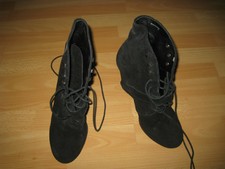 Bottines noires Aldo en daim à talons hauts compensés P 42 42,5 UK9