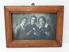 Photo Vintage Vintage Soviétique. Trois sœurs. Cadre en bois fait main