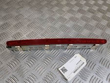 3ème feu stop "Led" rouge - Mercedes Classe C W203 de 2001 à 2004 - A2038200156