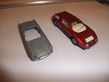 LOT      2     JOUETS    COQUE    NUE       MINIALUXE       +   1   DINKY   TOYS