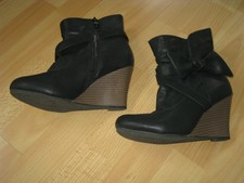 2 paires de bottines à talons noires / marrons en très bon état P 36