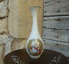 Vase en porcelaine de Limoges  vintage  hauteur 25 cm