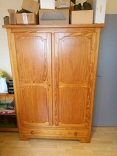 armoire en pin massif