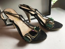 superbes sandales Régina Schrecker cabochons vert et rose avec strass t 37