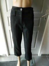 Pantacourt femme T 36 "Armand Thierry"