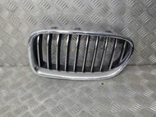 Grille de calandre gauche BMW SERIE 5 F10 PHASE 2 535d 3.0D - 24V /R:55353950