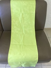 chemin de table vert pistache 148x44 très bon état