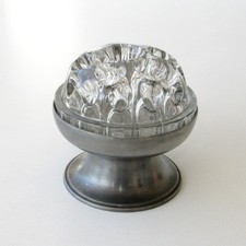 Ancien pique fleurs en verre et étain 19 trous - Peut servir de pot à crayons - 