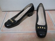 Magnifique chaussures cuir Salvatore Ferragamo Taille 37 Made in Italy bon état.