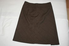 Jupe, taille 38, marron, rayée, légèrement évasée, polyester, C et A