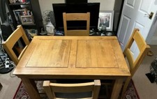Oak table and chairs for sale