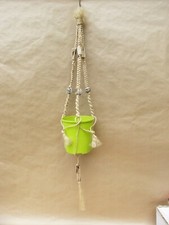 Suspension porte pot vase fleurs plantes en macramé corde bois pierre vintage