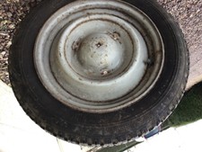 PNEUS NEIGE     MICHELIN       CLOUTÉS.    135R 15  2 CV. MÉHARI  AMI 8.ACADIANE