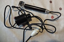 RARE LOUPE ANCIENNE DE BIJOUTIER TYPE DERMATOSCOPE D'ORIGINE ANGLAISE A LUMIERE