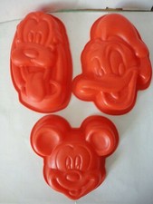Lot de moules à gâteaux Disney Mickey Pluto Donald