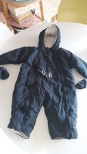 Combinaison bébé avec gants, marque IKKS, taille 24 mois