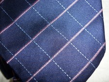 FIGARET ALAIN  SUPERBE CRAVATE EN 100 % SOIE TISSEE comme neuve 