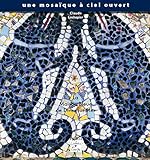 Une mosaïque à ciel ouvert: La maison bleue de Dives-sur-Mer